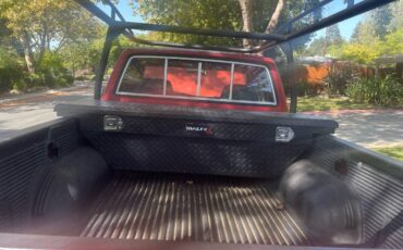 Toyota-pickup-4x4-1990-red-3