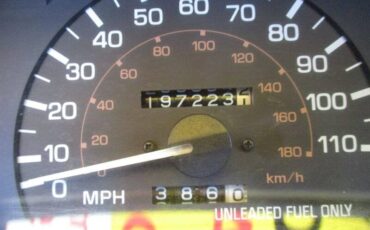 Toyota-pickup-deluxe-1990-silver-40