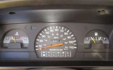Toyota-pickup-deluxe-1992-green-14