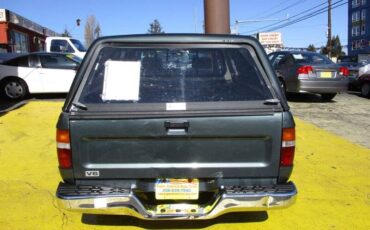 Toyota-pickup-deluxe-1992-green-33