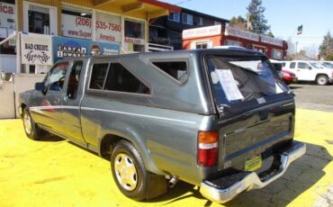 Toyota-pickup-deluxe-1992-green-34