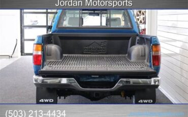Toyota-pickup-dx-v6-1994-blue-211