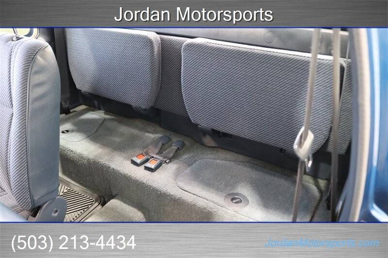 Toyota-pickup-dx-v6-1994-blue-226