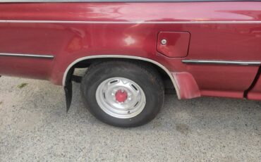 Toyota-pickup-truck-1989-red-12