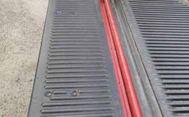 Toyota-pickup-truck-1989-red-13