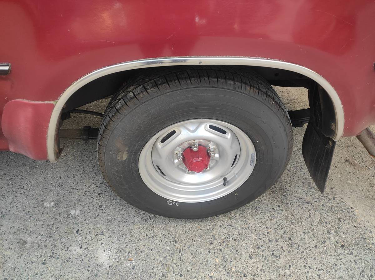 Toyota-pickup-truck-1989-red-14