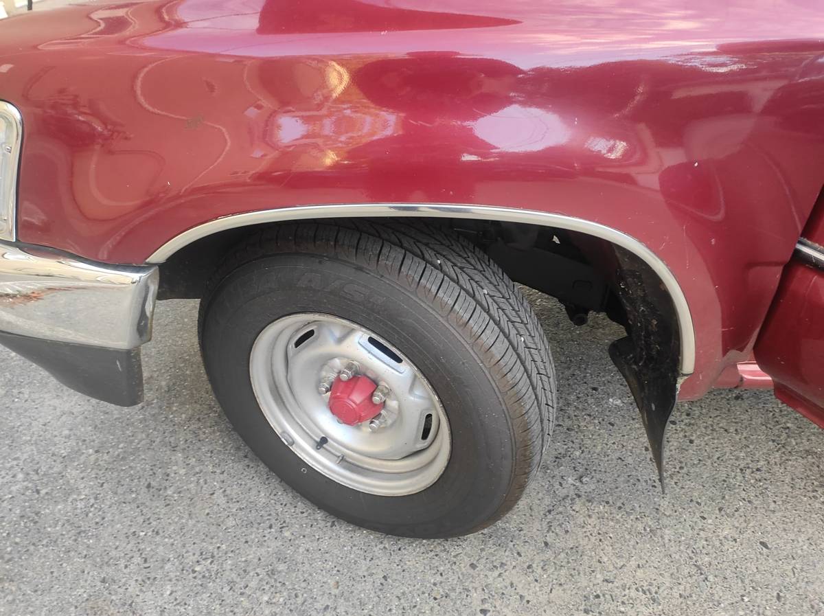 Toyota-pickup-truck-1989-red-19