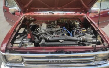 Toyota-pickup-truck-1989-red-8