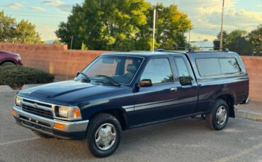 Toyota-pickup-truck-1994-blue-1