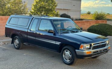 Toyota-pickup-truck-1994-blue
