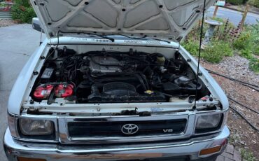 Toyota-pickup-xtracab-sr5-1995-white-3