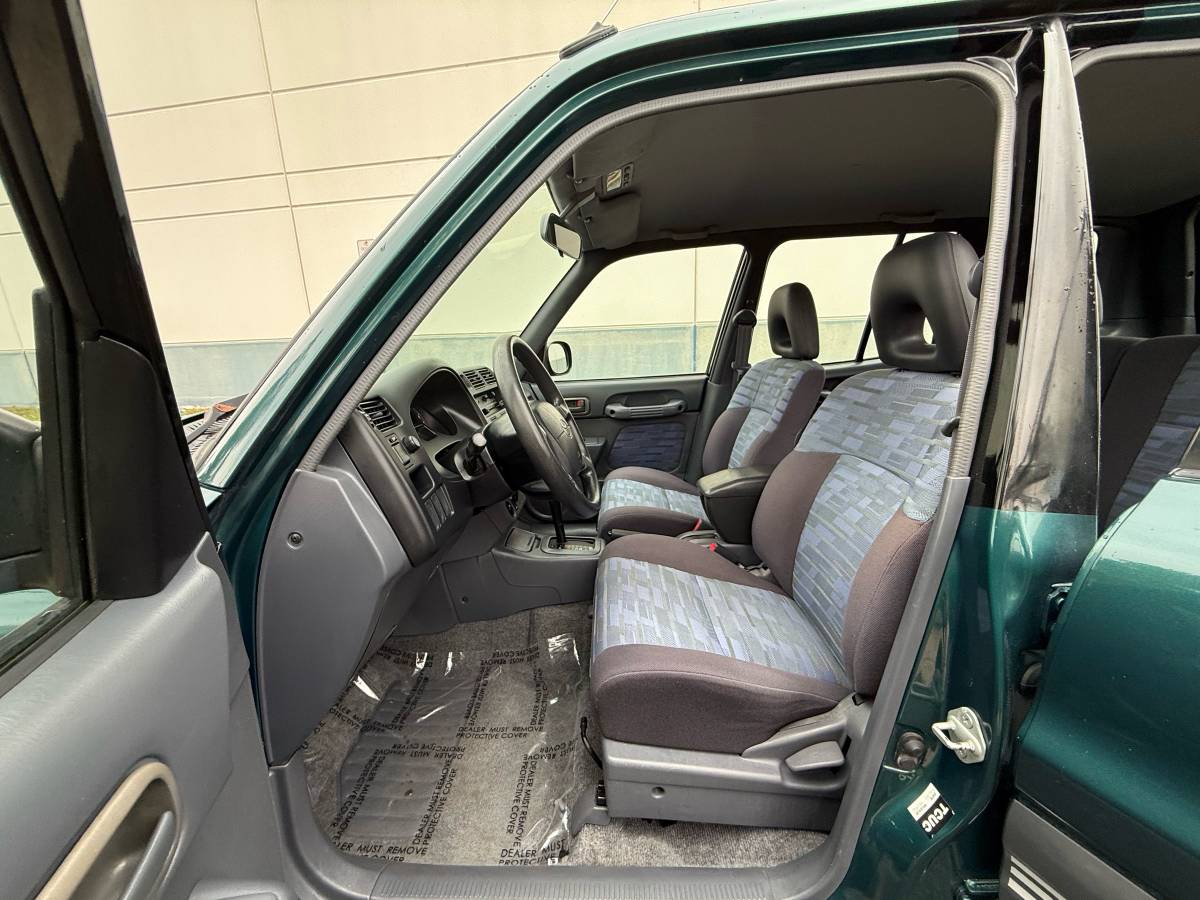 Toyota-rav4-1996-green-11