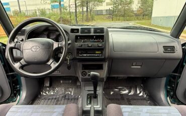 Toyota-rav4-1996-green-17