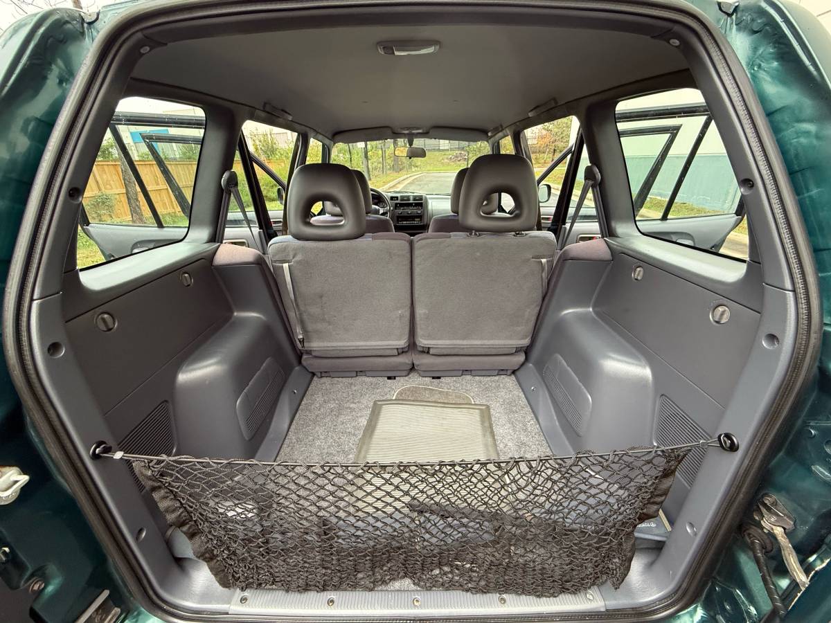 Toyota-rav4-1996-green-23