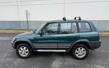 Toyota-rav4-1996-green-3
