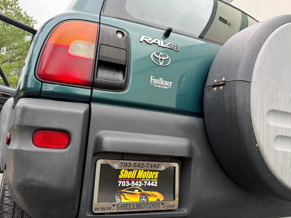 Toyota-rav4-1996-green-6