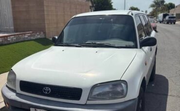 Toyota-rav4-1996-white-1
