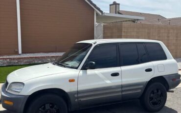 Toyota-rav4-1996-white-2