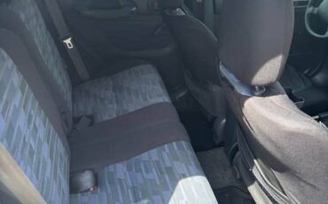 Toyota-rav4-1996-white-7