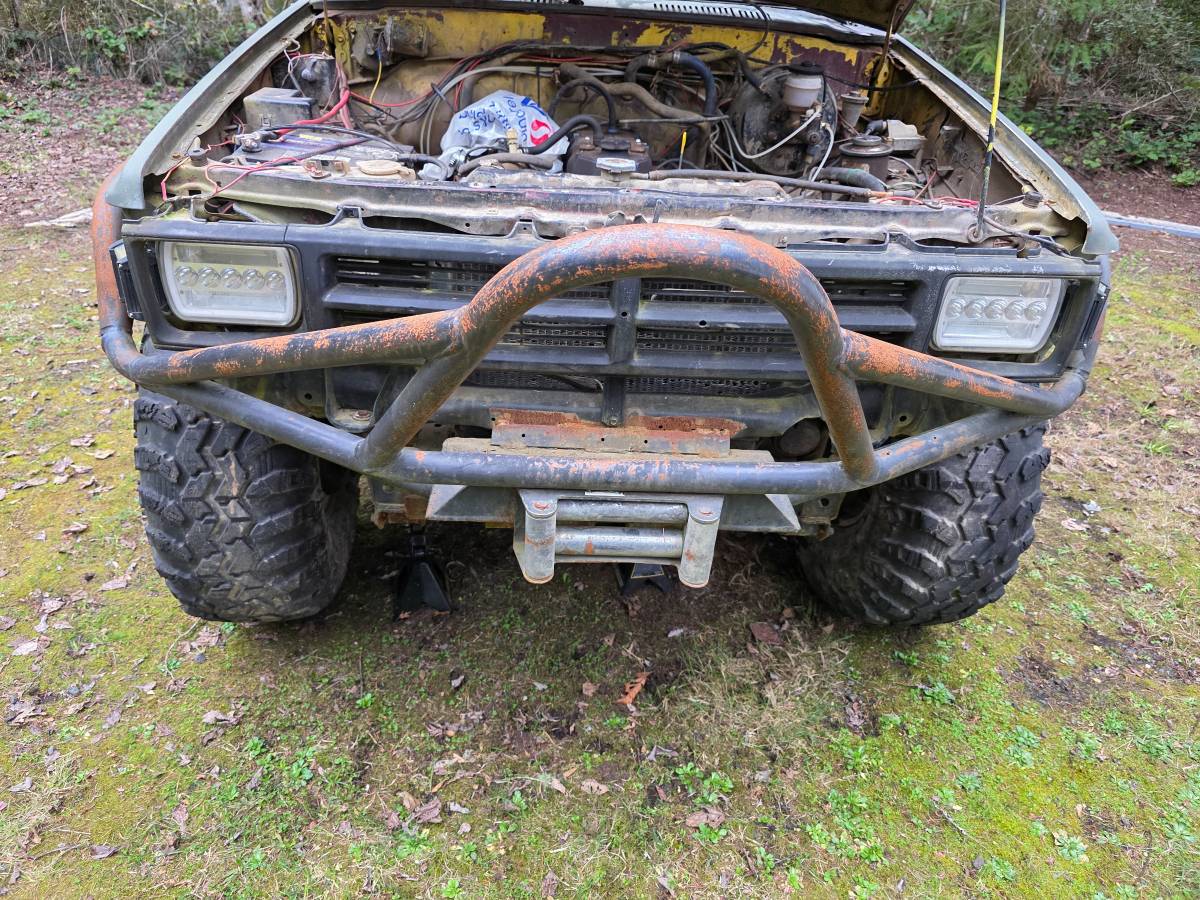 Toyota-sr5-extra-cab-pickup-4x4-1985-green-9