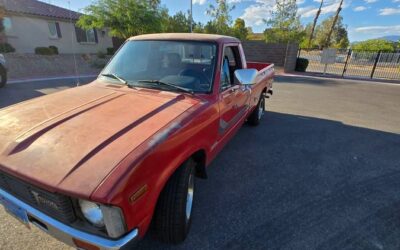 Toyota sr5 long bed 1981