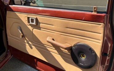 Toyota-standard-cab-1986-brown-17