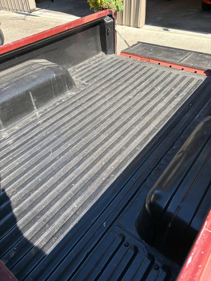 Toyota-standard-cab-1986-brown-7