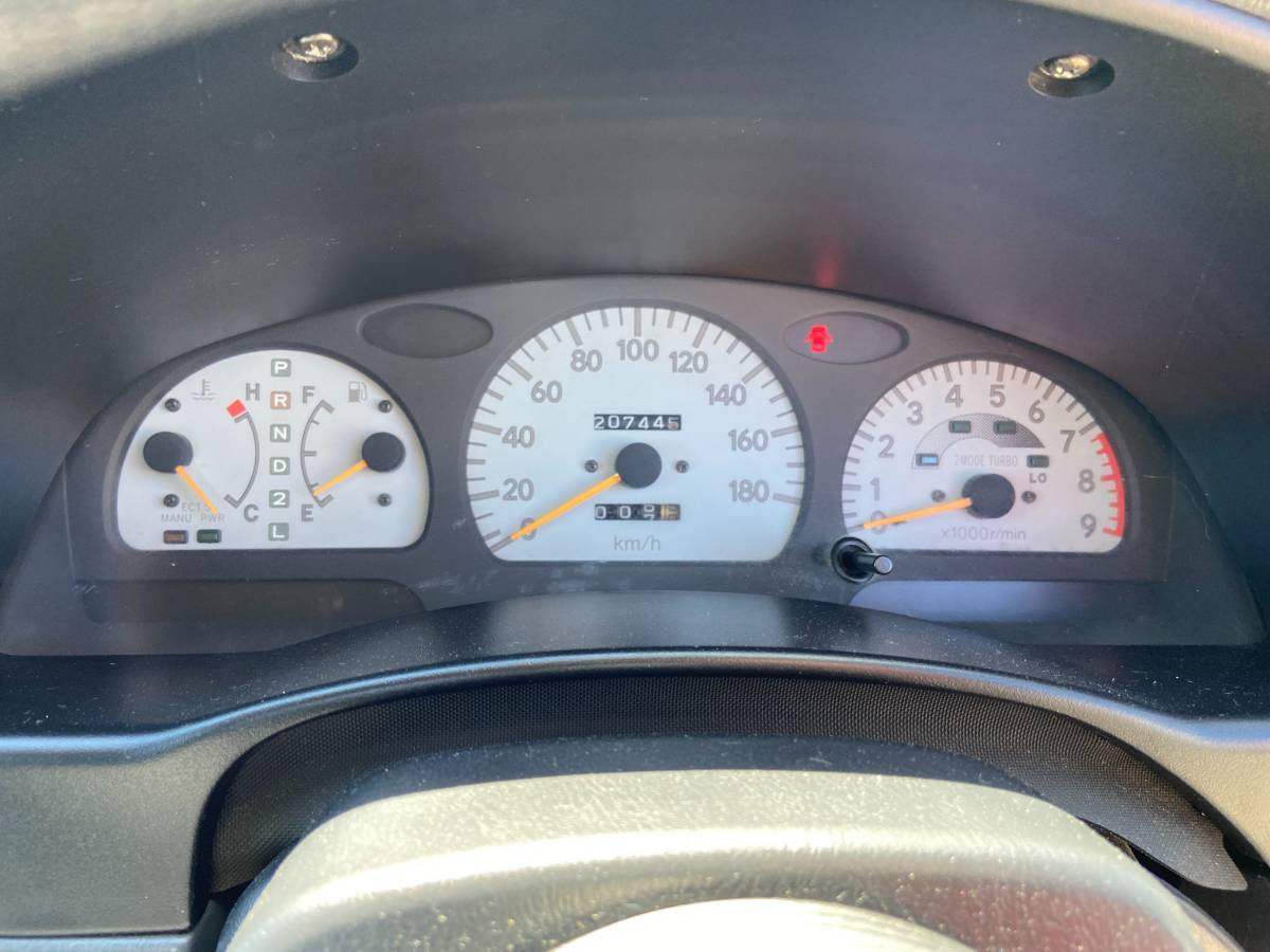 Toyota-starlet-1996-silver-6
