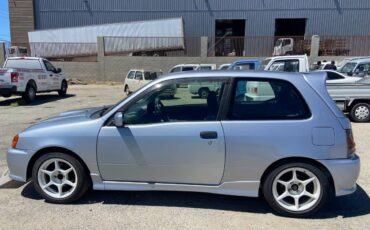 Toyota-starlet-1996-silver-66