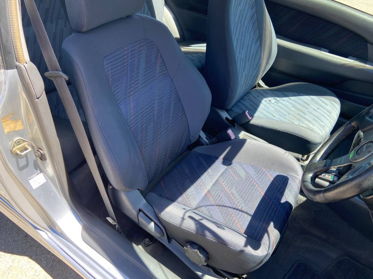 Toyota-starlet-1996-silver-7