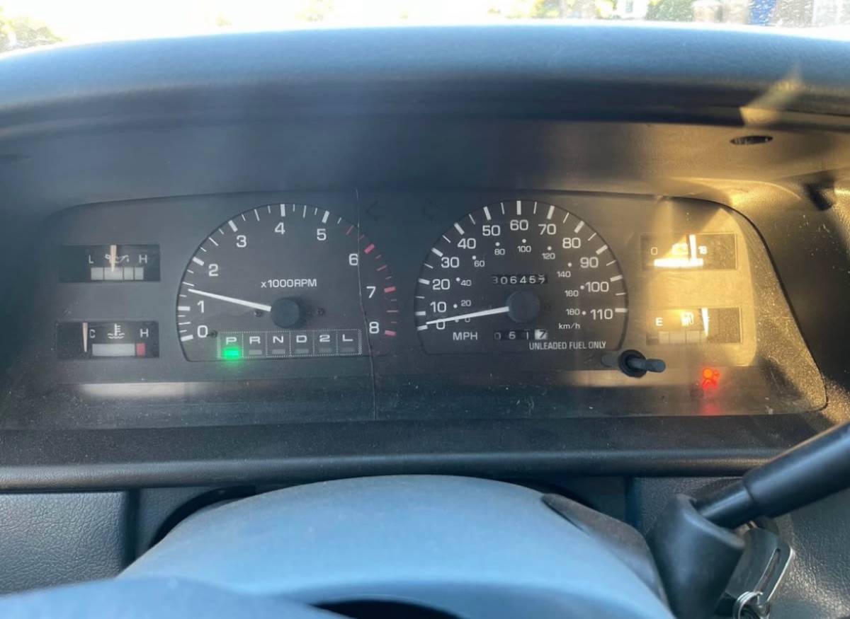 Toyota-t100-1996-white-1