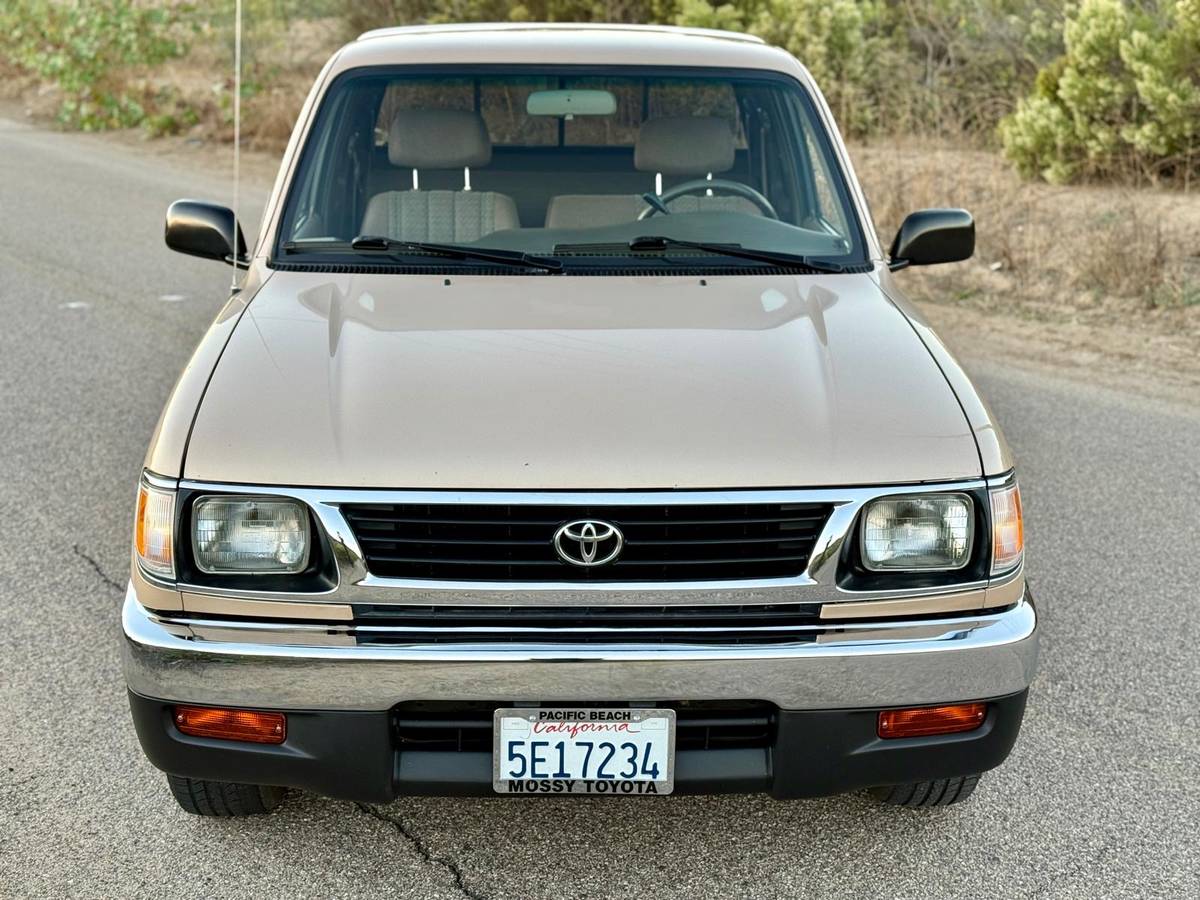 Toyota-tacoma-1995-54