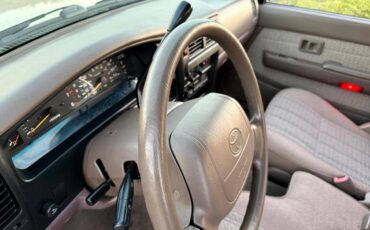 Toyota-tacoma-1995-75