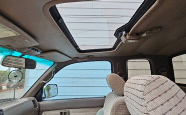 Toyota-tacoma-1995-white-4