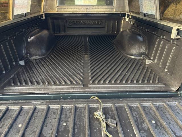 Toyota-tacoma-1996-green-5
