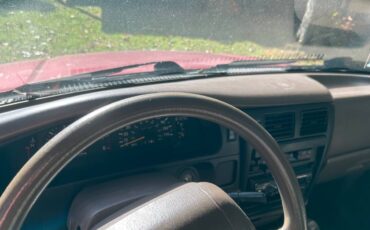 Toyota-tacoma-1996-red-2