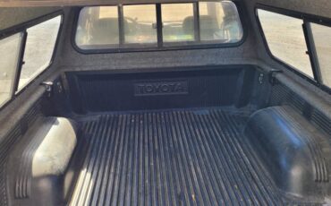 Toyota-tacoma-2wd-1996-grey-4