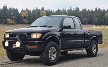 Toyota-tacoma-4wd-1996-black-1