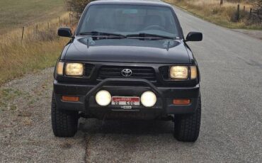 Toyota-tacoma-4wd-1996-black-3