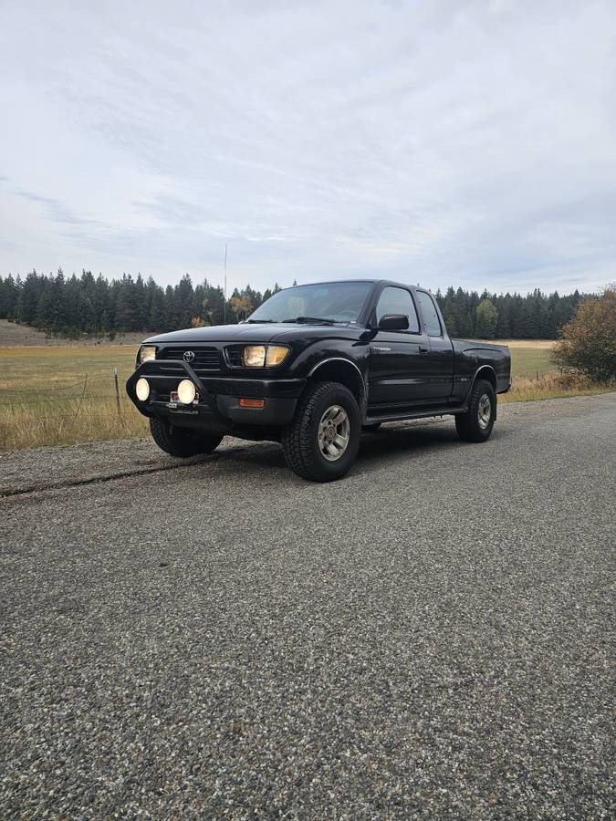 Toyota-tacoma-4wd-1996-black-6