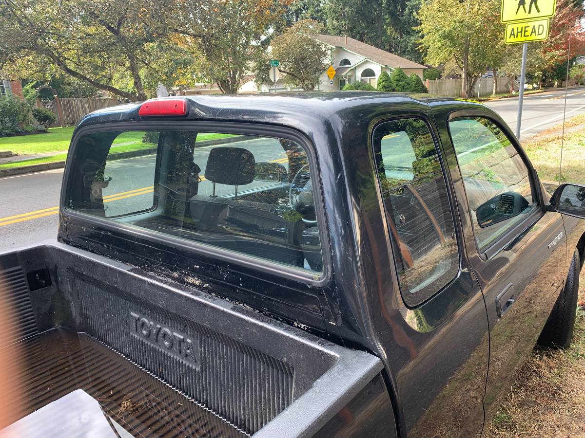 Toyota-tacoma-double-cab-1996-black-12