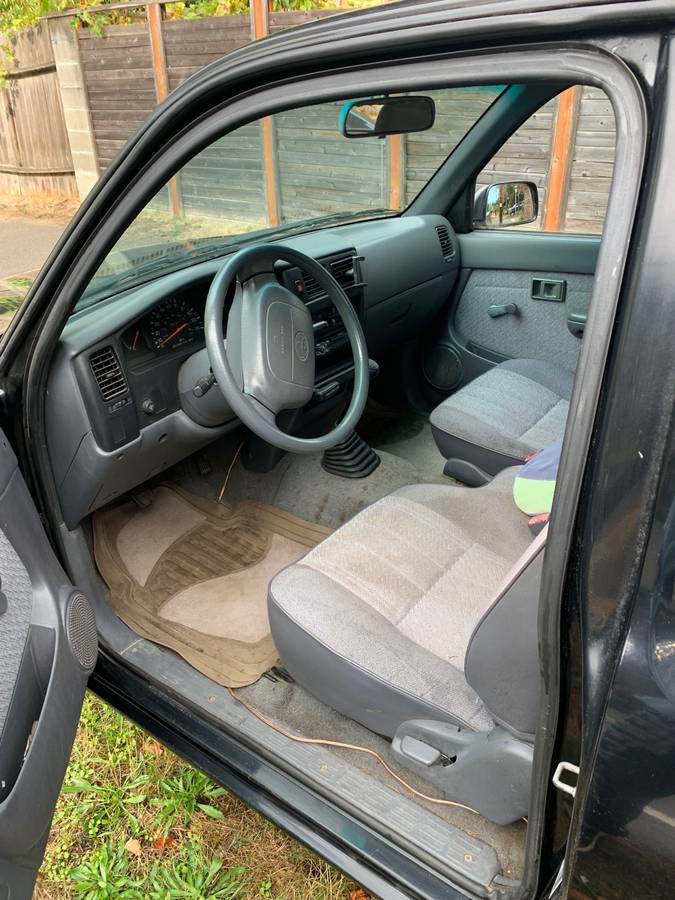 Toyota-tacoma-double-cab-1996-black-2