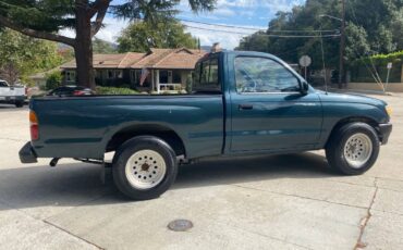 Toyota-tacoma-regular-cab-pickup-truck-1996-green-3