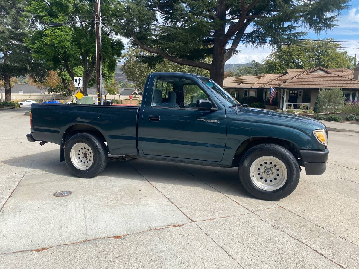 Toyota-tacoma-regular-cab-pickup-truck-1996-green-6