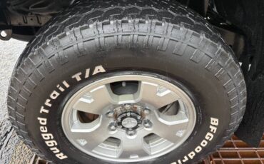 Toyota-tacoma-trd-off-road-1995-11