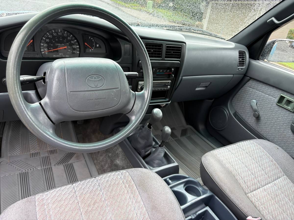 Toyota-tacoma-trd-off-road-1995-14