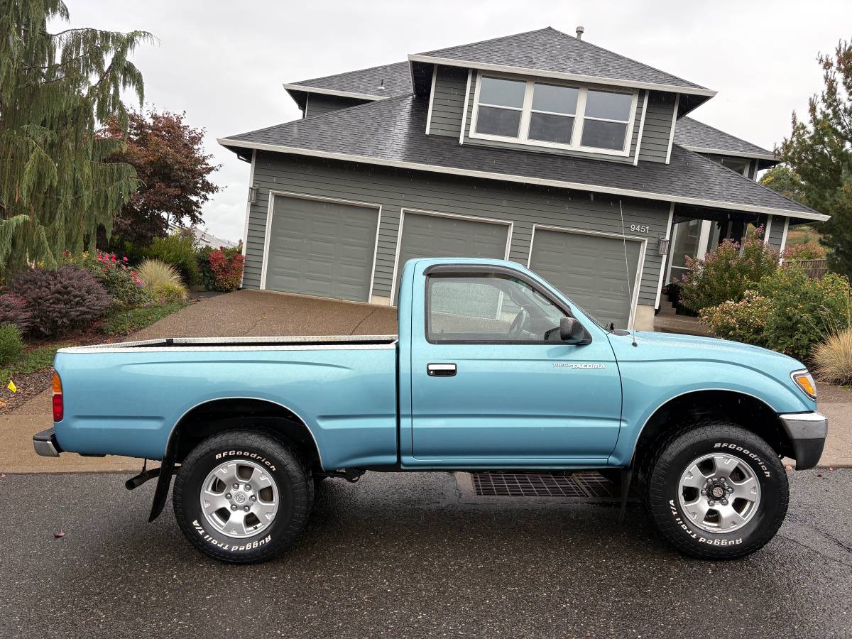 Toyota-tacoma-trd-off-road-1995-7