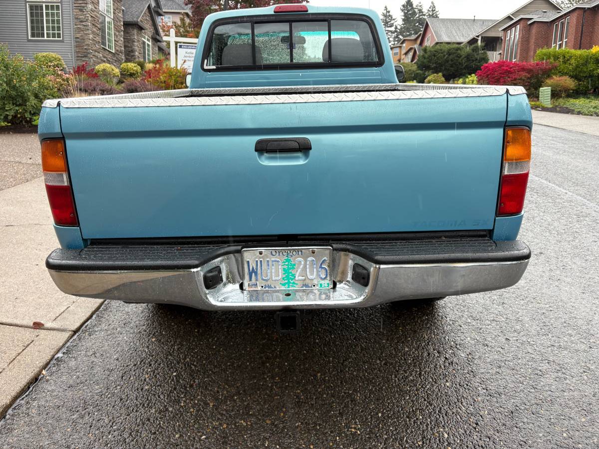 Toyota-tacoma-trd-off-road-1995-9