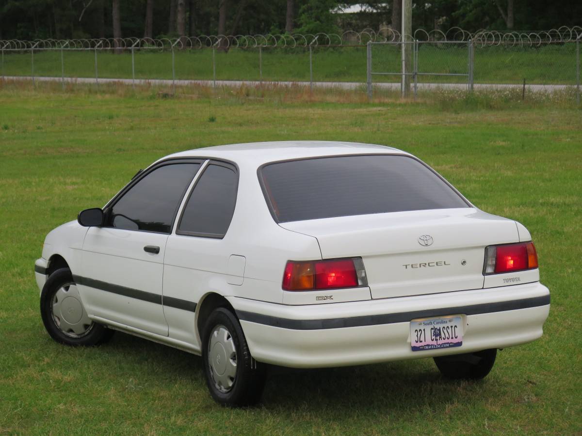 Toyota-tercel-1992-white-24