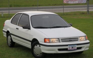 Toyota-tercel-1992-white-25